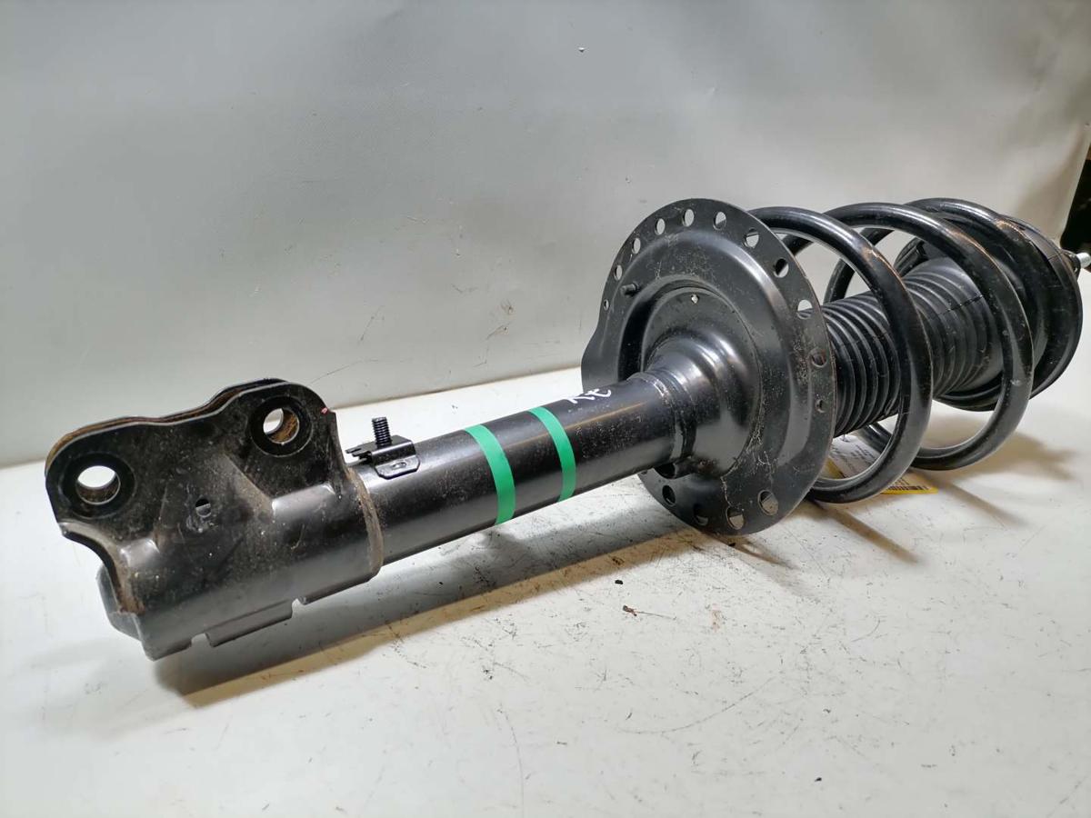 Mitsubishi Eclipse Cross GL3W original Federbein Sto&szlig;d&auml;mpfer vorn rechts 2.4 72kw Bj.2023